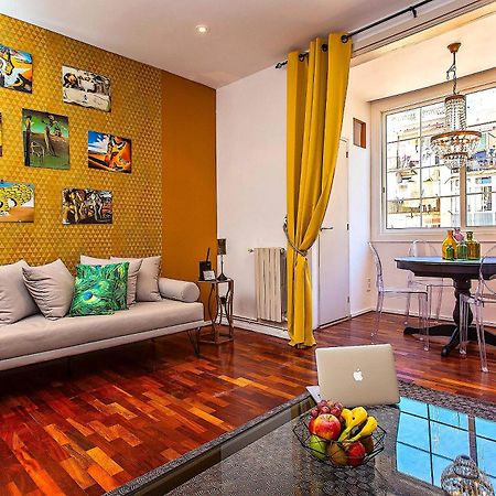 Sweett - Dali Apartment Gracia Barcellona Esterno foto